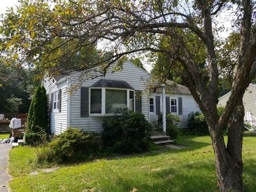 28 New Ludlow Rd, Granby, MA, 01033-3303 | Card Image