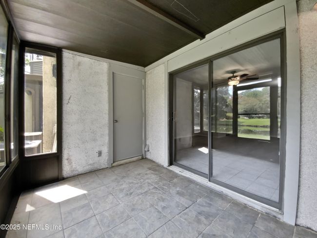 2233 - 7620 Baymeadows Cir W, Condo with 2 bedrooms, 3 bathrooms and null parking in Jacksonville FL | Image 18