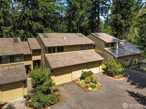 w-1314 Evergreen Park Dr Sw, Olympia, WA, 98502-5966 | Card Image