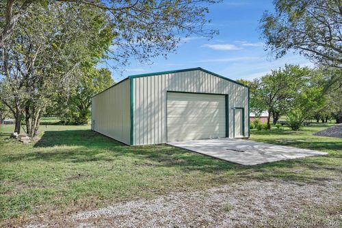 8730 E 136th St N, Collinsville, OK, 74021-3940 | Card Image