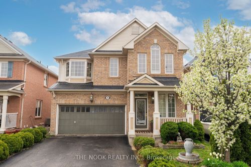 35 Personna Cir, Brampton, ON, L6X0P1 | Card Image