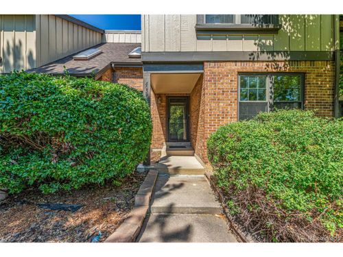 8039 E Phillips Cir, Centennial, CO, 80112-3209 | Card Image