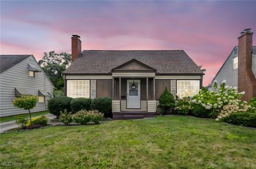 2360 15th St, Cuyahoga Falls, OH, 44223-2038 | Card Image