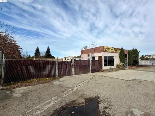 187 187 N L, Livermore, CA, 94550 | Card Image