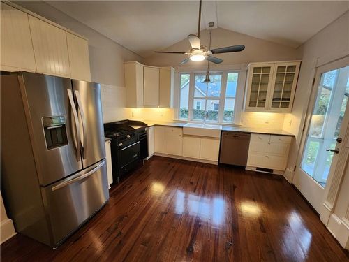 1055 Longley Ave Nw, Atlanta, GA, 30318-5207 | Card Image