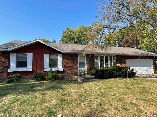 751 Fillmore St, Morton, IL, 61550-1725 | Card Image