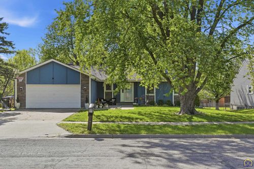 4405 Se Maryland Ave, Topeka, KS, 66609-1742 | Card Image