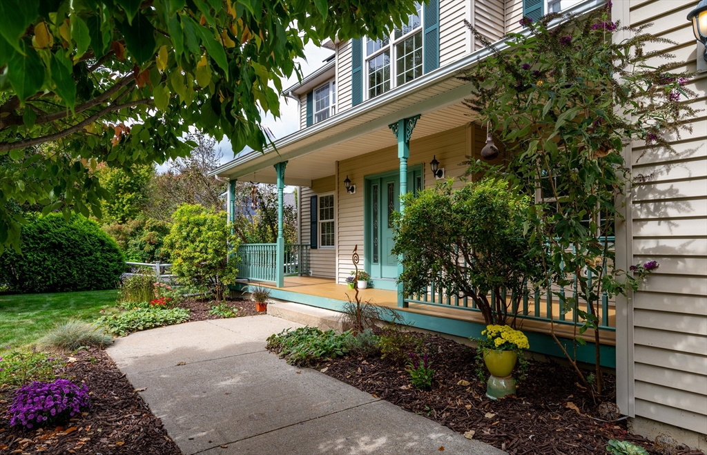 Cardinal Way, Florence, MA 01062