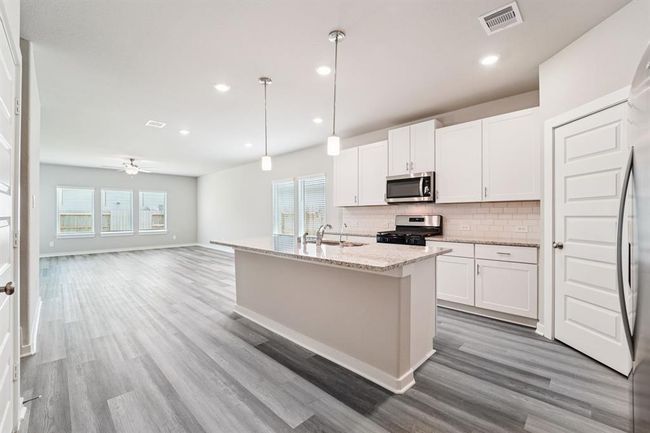 22419 Aster Way Ln, House other with 4 bedrooms, 3 bathrooms and 2 parking in New Caney TX | Image 10
