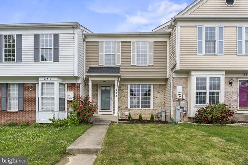 233 Kirbys Landing Ct, ODENTON, MD, 21113-2626 | Card Image