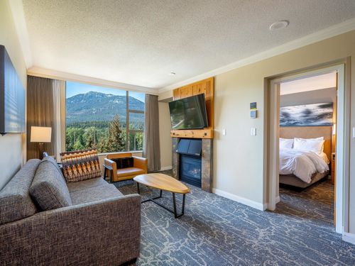 661-4090 Whistler Way, Whistler, BC, V8E1J3 | Card Image
