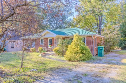 205 Bolivar Hwy, Jackson, TN, 38301-7886 | Card Image