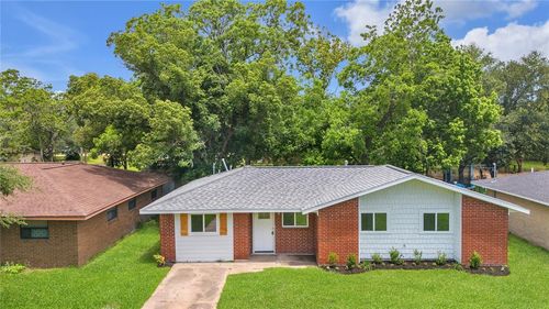 110 Prune St, La Marque, TX, 77568-6252 | Card Image
