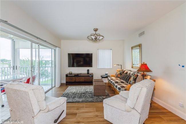 E-201 - 2671 Citrus Lake Dr, Condo with 3 bedrooms, 2 bathrooms and null parking in NAPLES FL | Image 7