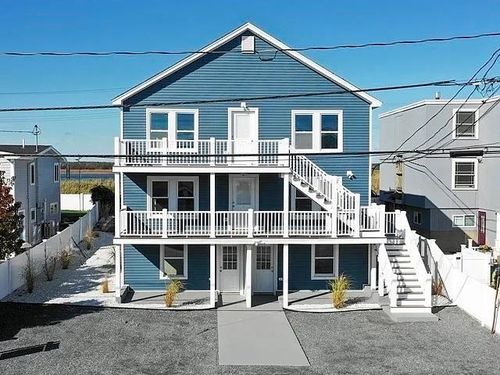 2-301 Portsmouth Ave, Seabrook, NH, 03874-4724 | Card Image