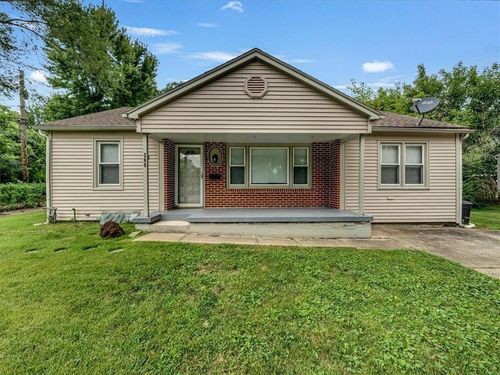 200 Ne Beacon Ave, Lees Summit, MO, 64063-2005 | Card Image
