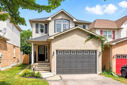 44 Staples Ave, Courtice, ON, L1E3H3 | Card Image
