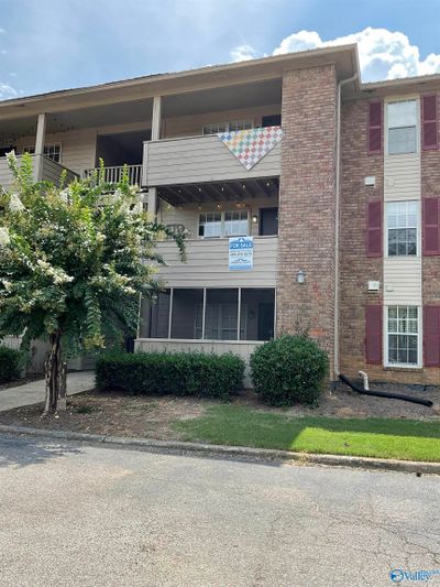 2003 - 2003 Patton Creek Drive, Condo with 2 bedrooms, 2 bathrooms and null parking in Hoover AL | Image 1