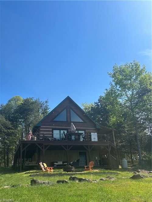 217 Fairview Dr, Traphill, NC, 28685-8911 | Card Image