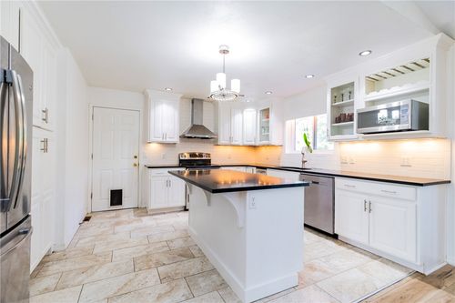 17 Kirkwall Pl, Bella Vista, AR, 72715-6102 | Card Image