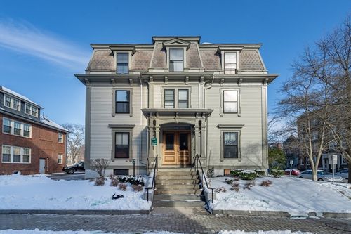 37 Mellen St, Cambridge, MA, 02138-2757 | Card Image