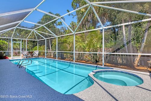 3033 Forest Creek Dr, Melbourne, FL, 32901-7719 | Card Image