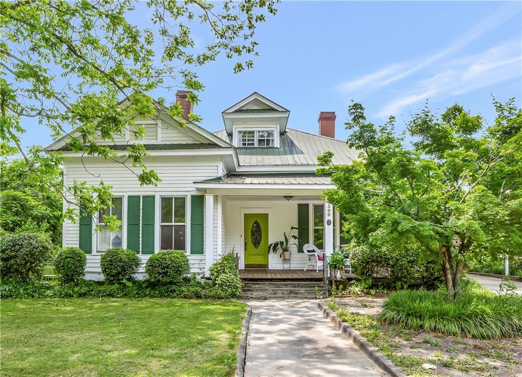 Fairplay St, Seneca, SC 29678