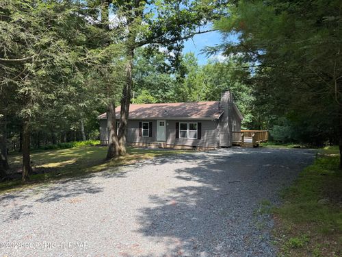 63 Bayberry Road, Jim Thorpe, PA, 18229 | Card Image