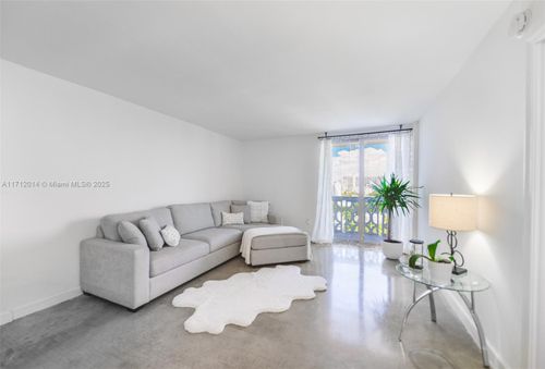 apt-816-1020 Meridian Ave, Miami Beach, FL, 33139-8336 | Card Image