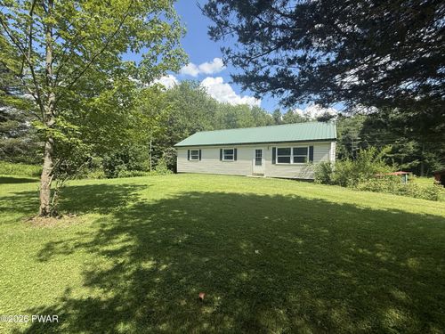22 Old State Rd, Lakewood, PA, 18439-4016 | Card Image