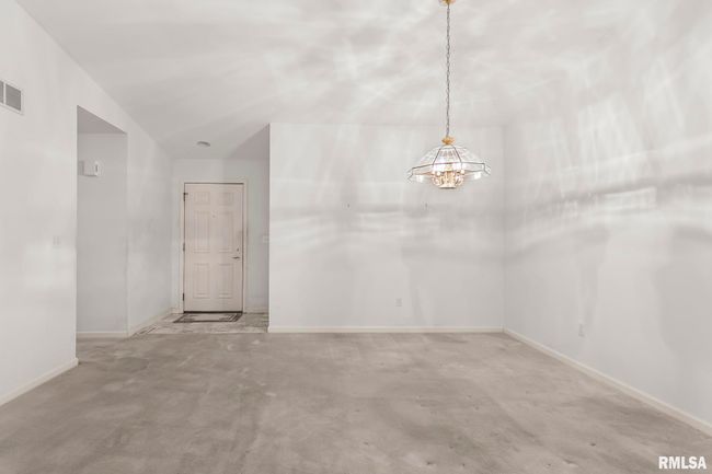 5000 Eagle Ridge Ct, House other with 2 bedrooms, 2 bathrooms and null parking in Springfield IL | Image 8