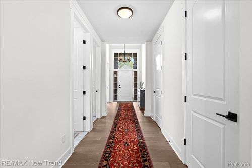 7841 Trailside Court, West Bloomfield Charter Township, MI, 48323 | Card Image