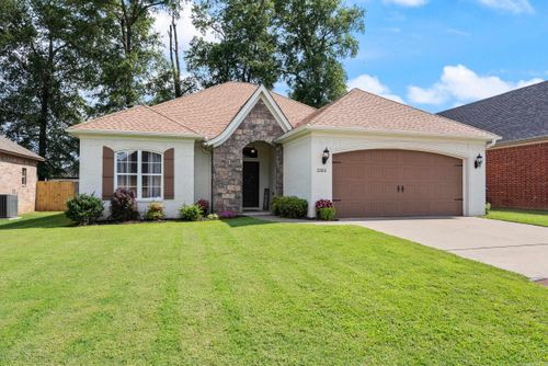 2355 Wilmington Dr, Conway, AR, 72034-2032 | Card Image