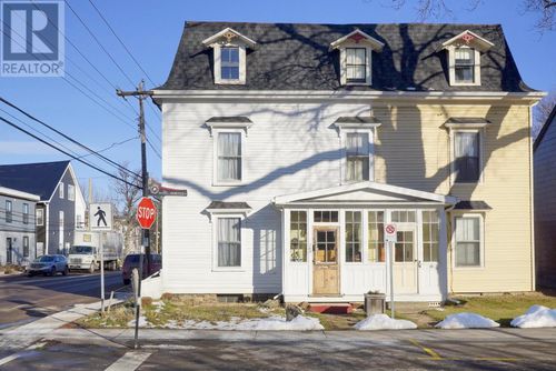 240 Hillsborough St, Charlottetown, PE, C1A4X1 | Card Image