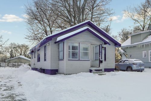 266 Parker Ave, Benton Harbor, MI, 49022-5421 | Card Image