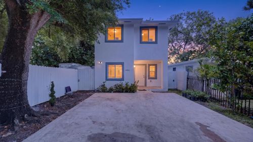 2902 Nw 44th St, Miami, FL, 33142-4418 | Card Image
