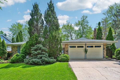533 Cumberland Ln, Bolingbrook, IL, 60440-2731 | Card Image