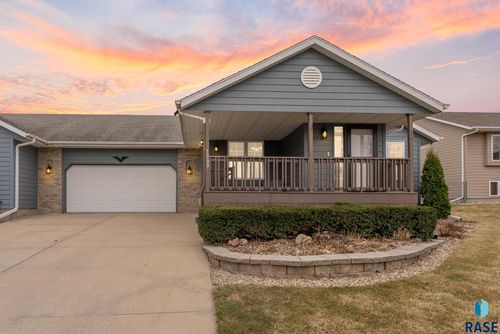 1009 E Teakwood St, Brandon, SD, 57005-1006 | Card Image