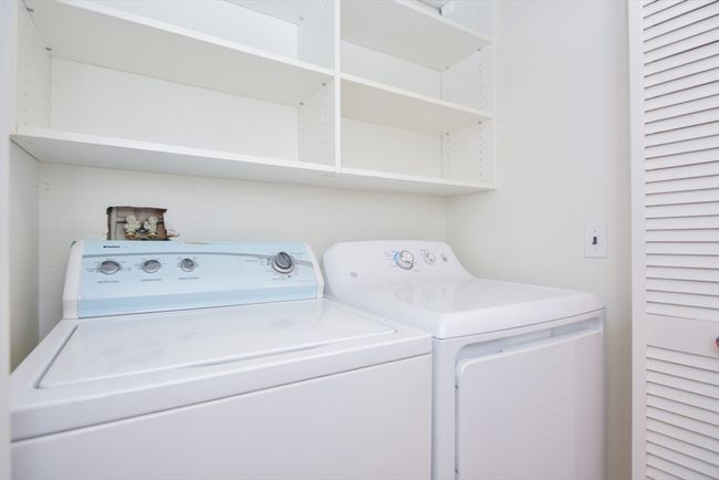UNIT-4 - 8 Concord Greene, Condo with 2 bedrooms, 2 bathrooms and 1 parking in Concord MA | Image 17