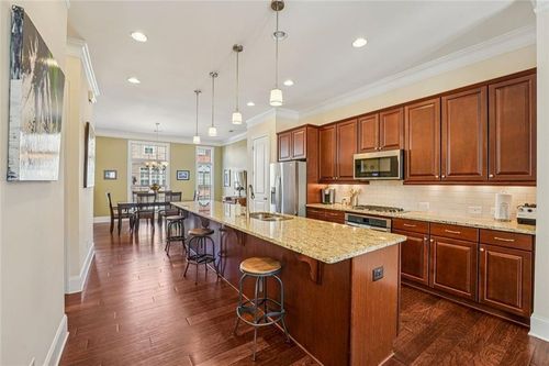 1631 Canopy Chase Ne, Brookhaven, GA, 30319-2216 | Card Image