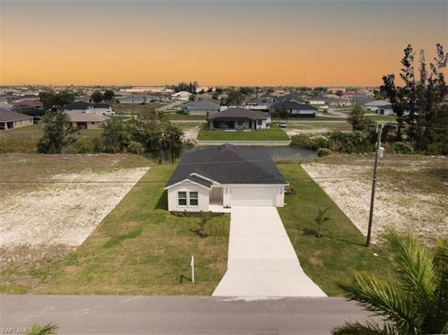 1437 2nd St, Cape Coral, FL, 33993-7755 | Card Image
