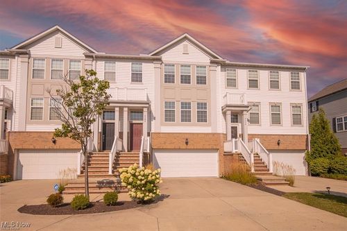 6380 Park Pointe Ct, Pepper Pike, OH, 44124-5390 | Card Image