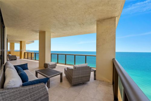 2101-16275 Collins Ave, Sunny Isles Beach, FL, 33160-4325 | Card Image