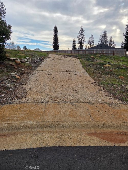 1633 Paradisewood, Paradise, CA, 95969 | Card Image