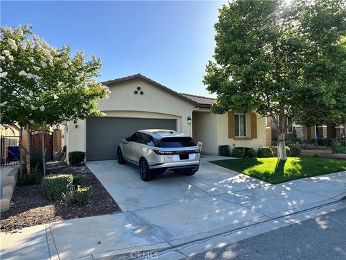 3978 Scarlet Oak Ct, San Bernardino, CA, 92407-8956 | Card Image