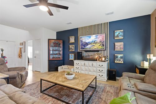 112 Saloon Cv E, Newark, TX, 76071-3212 | Card Image