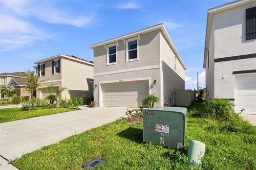 8373 Claw Glades Loop, WESLEY CHAPEL, FL, 33545-2371 | Card Image