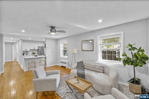 63 Forest Hill Pkwy, Newark, NJ, 07104-4701 | Card Image