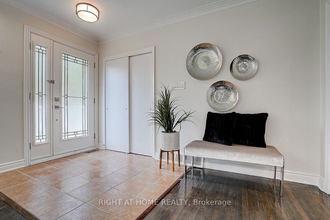 2 Citadel Dr, House other with 3 bedrooms, 2 bathrooms and 2 parking in Scarborough ON | Image 9