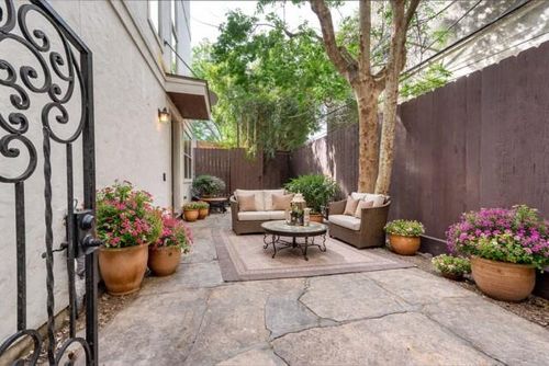 c-1112 Peveto St, Houston, TX, 77019-4017 | Card Image